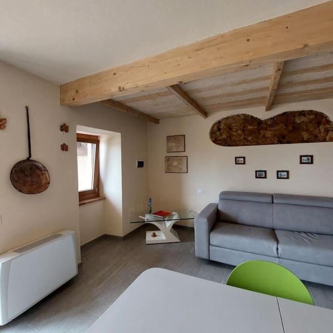 Appartement Istanti - Rosmarino à Costigliole Saluzzo Extérieur photo