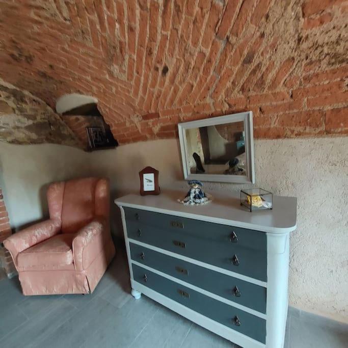 Appartement Istanti - Rosmarino à Costigliole Saluzzo Extérieur photo
